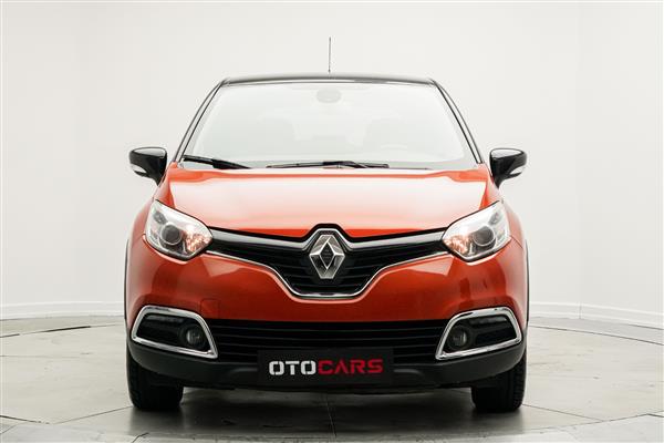 RENAULT-CAPTUR-2016