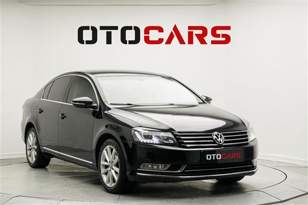 VOLKSWAGEN-PASSAT-2011