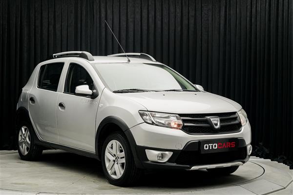 DACIA-SANDERO-2013