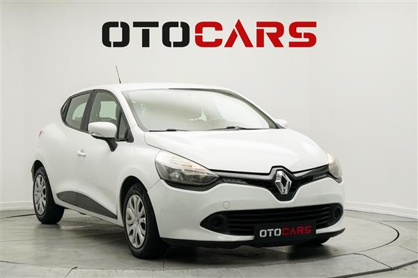 RENAULT-CLIO-2014