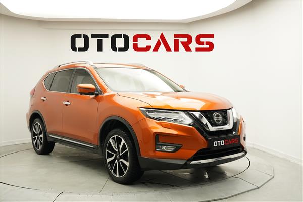 NISSAN-X-TRAIL-2020