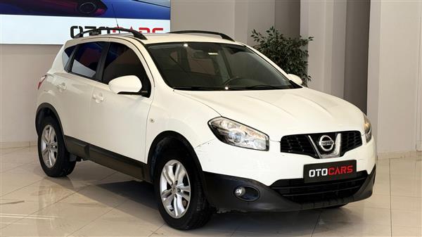 NISSAN-QASHQAI-2011