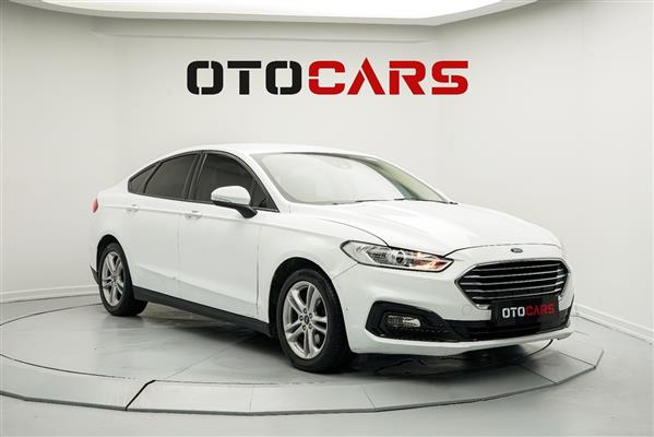 FORD-MONDEO-2019