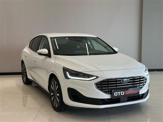 FORD-FOCUS-2023