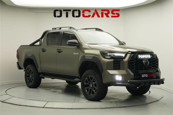 TOYOTA-HILUX-2023