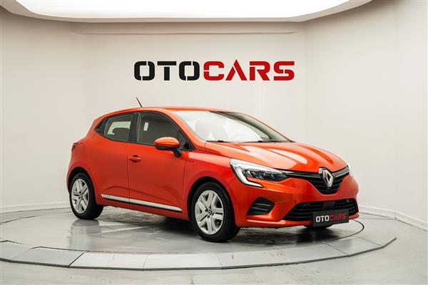 RENAULT-CLIO-2021