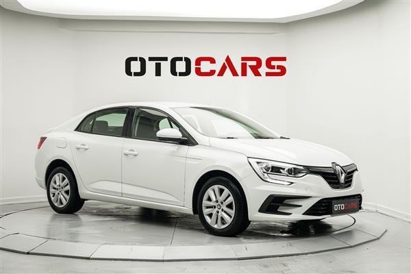RENAULT-MEGANE-2024