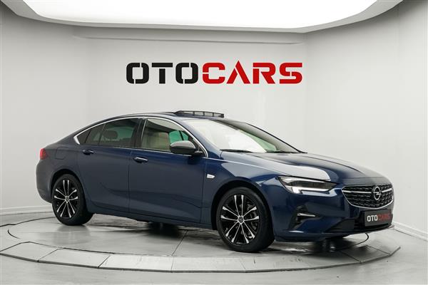 OPEL-INSIGNIA-2020
