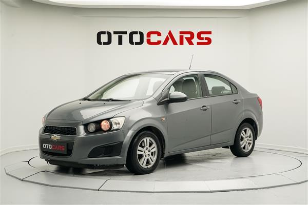 CHEVROLET-AVEO-2013