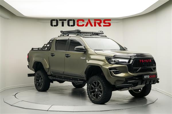 TOYOTA-HILUX-2023