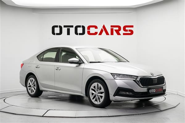 SKODA-OCTAVIA-2021