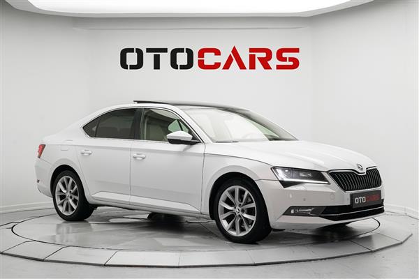 SKODA-SUPERB-2018