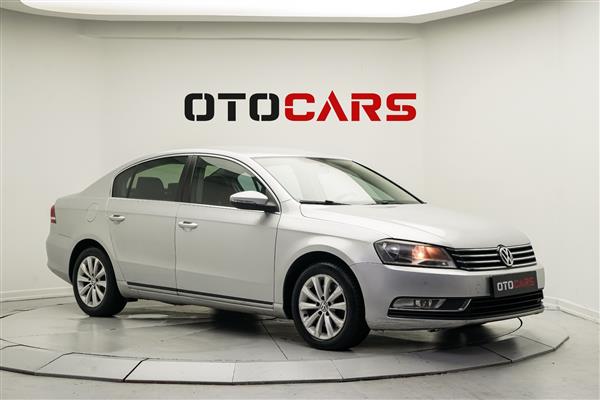 VOLKSWAGEN-PASSAT-2014