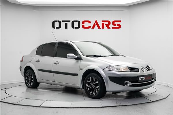 RENAULT-MEGANE-2009