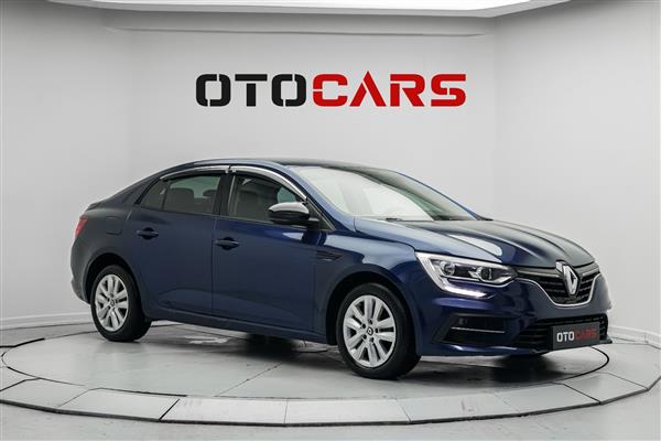 RENAULT-MEGANE-2021