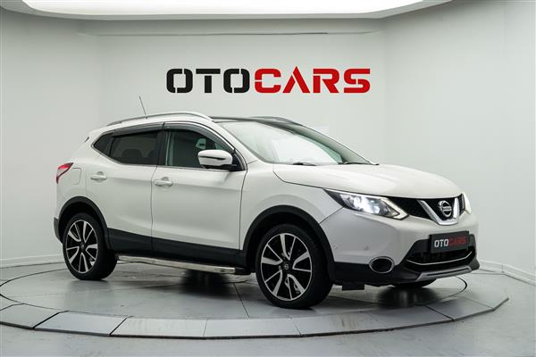 NISSAN-QASHQAI-2015