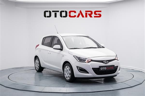 HYUNDAI-I20-2013