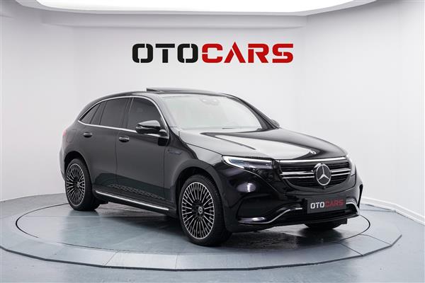 MERCEDES-BENZ-EQC-2020