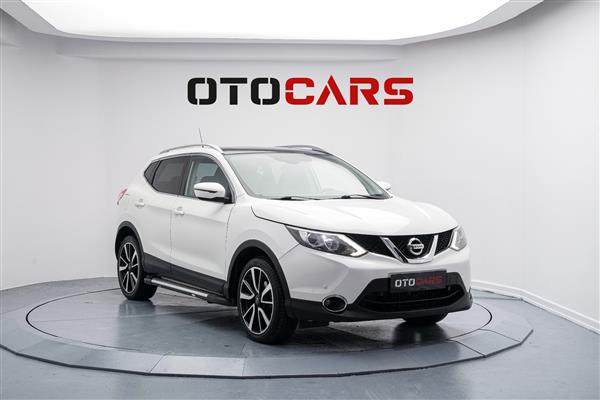 NISSAN-QASHQAI-2015