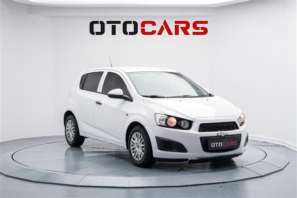 CHEVROLET-AVEO-2012