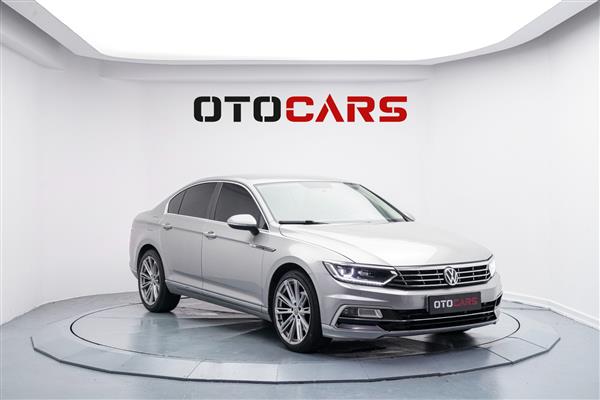 VOLKSWAGEN-PASSAT-2015