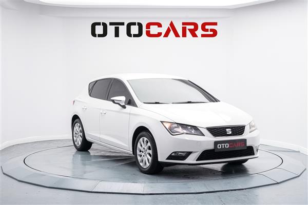 SEAT-LEON-2015