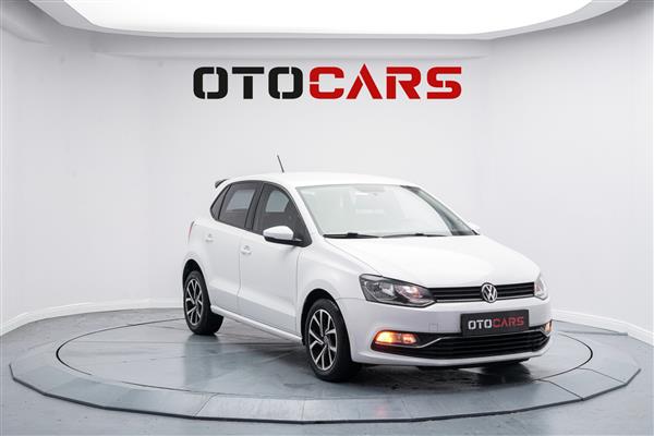 VOLKSWAGEN-POLO-2017