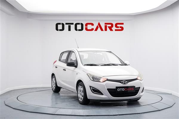 HYUNDAI-I20-2013