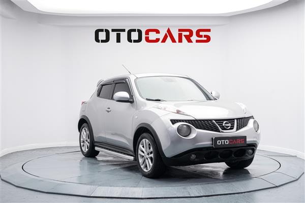 NISSAN-JUKE-2011