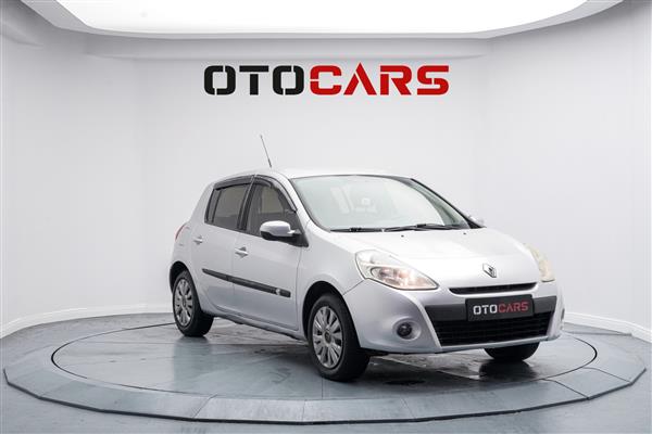 RENAULT-CLIO-2009