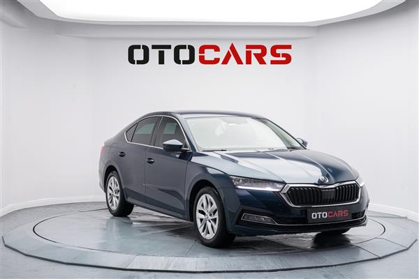 SKODA-OCTAVIA-2021