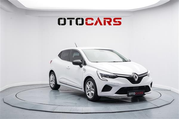 RENAULT-CLIO-2020